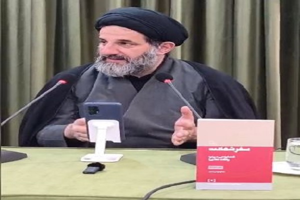 آنچه در متن زیارت عاشورا نیست اما معنا می‌سازد