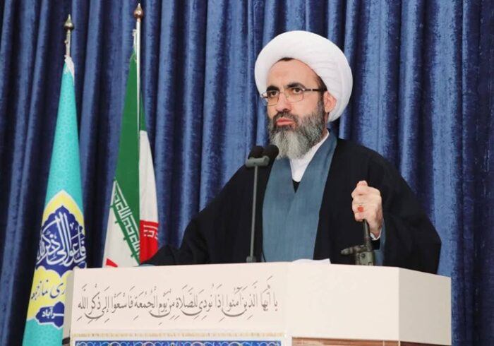 مقاومت ملت ایران ریشه در مکتب سیدالشهدا(ع) دارد