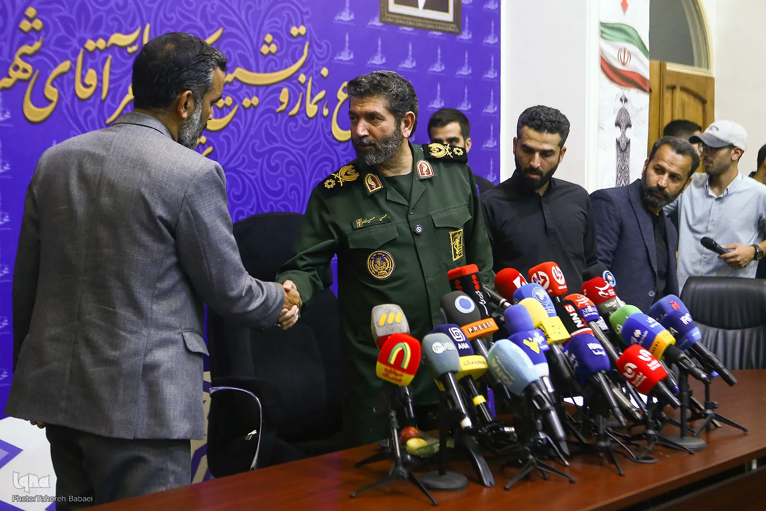 نشست تشریح برنامه‌های آیین وداع و تشییع رهبر شهید در مصلای تهران