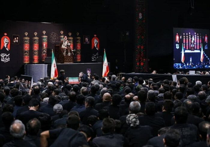 برگزاری آخرین شب عزاداری در جوار محل شهادت قائد شهید انقلاب