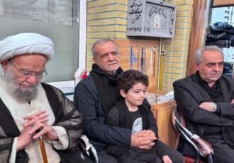 حضور پزشکیان در جمع عزاداران عاشورای حسینی در تبریز