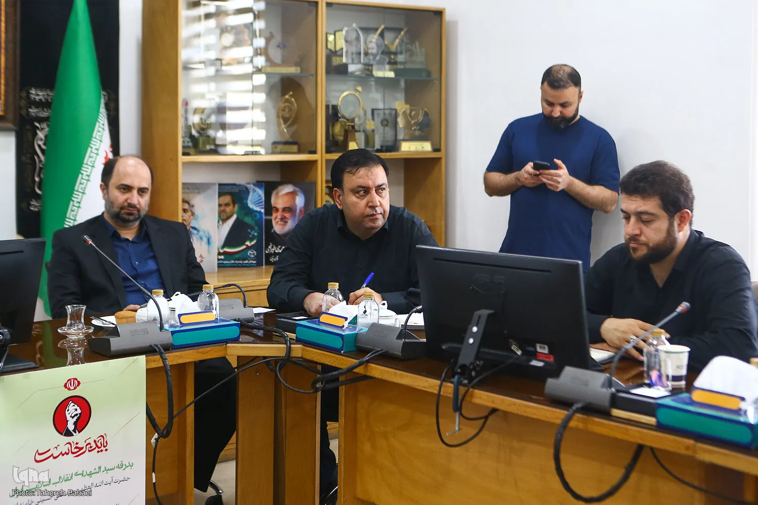نشست تشریح برنامه‌های تشییع رهبر شهید در جهاددانشگاهی