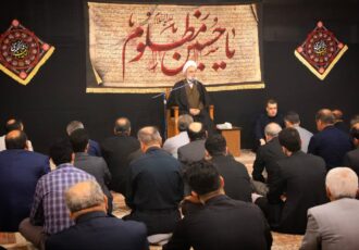 تفکر عمیق و بصیرت لازمه شناخت حقیقت و مسیر صحیح است
