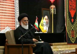 خداوند مؤمنین را در میدان درگیری رها نمیکند خداوند مؤمنین را در میدان درگیری رها نمیکند