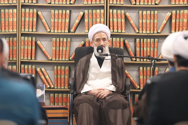 جامعه صالح با تقویت ایمان، اتحاد و همدلی ساخته می‌شود