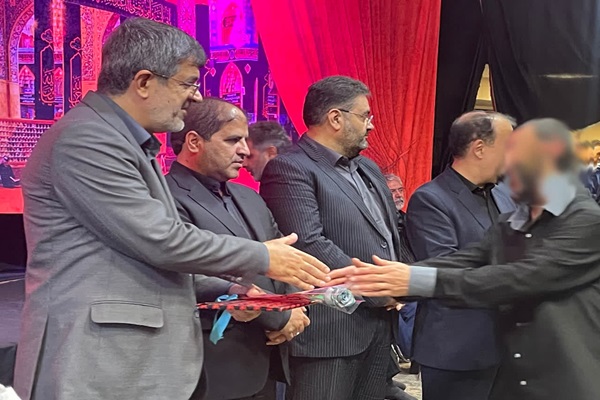 10 زندانی با حمایت استاندار یزد از زندان آزاد شدند