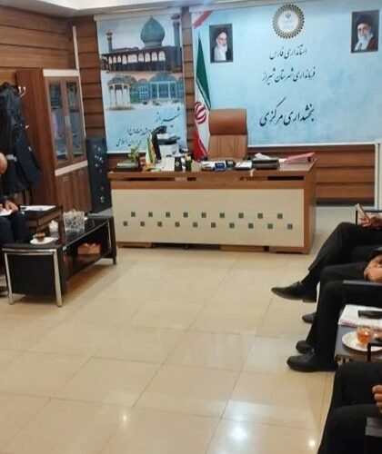 تأمین مسکن اقشار کم‌درآمد در روستاهای شیراز با رفع موانع اجرایی شتاب می‌گیرد