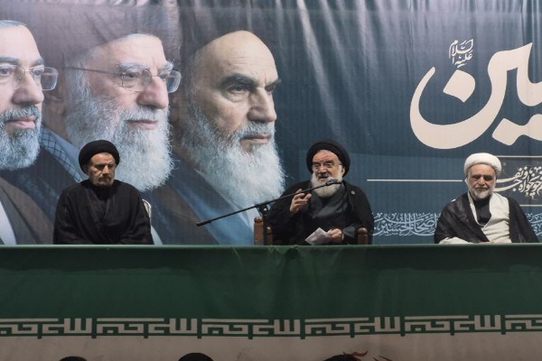 حضور مردم در خیابان‌ها مبنای قرآنی، علوی و حسینی دارد
