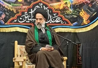برپایی مجالس عزاداری امام حسین(ع) جهالت‌زدایی از جامعه است