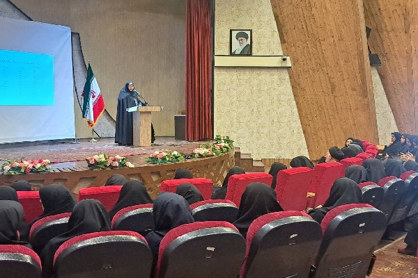 تحکیم خانواده نیازمند عزم همگانی است