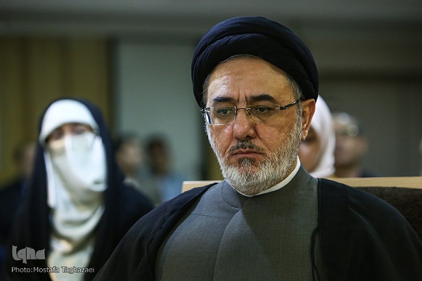 تمرکز بر بعد عاطفی عاشورا جفا در حق شهدای کربلا است تمرکز بر بعد عاطفی عاشورا جفا در حق شهدای کربلا است