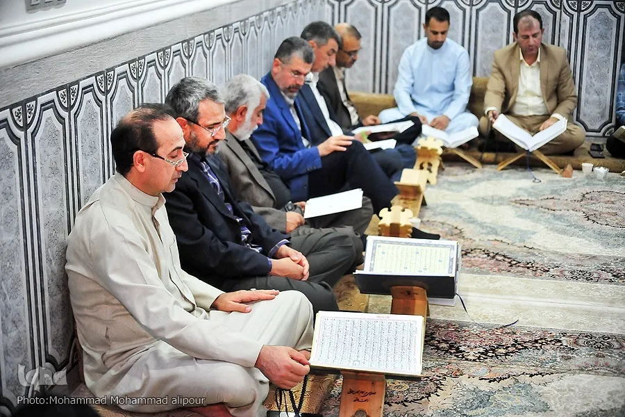 جلسه قرائت و تفسیر قرآن محبان امام رضا(ع) در مشهد برگزار می‌شود