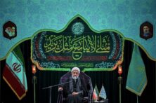 زیارت عاشورا منشور بصیرت و استقامت است