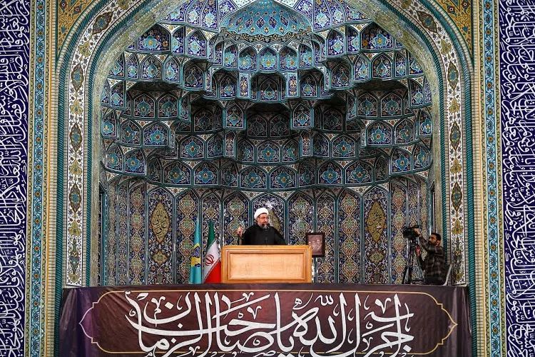 عکس | اقامه نماز جمعه تبریز