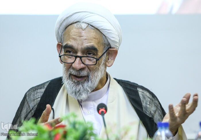 نگاه ویژه رهبر شهید به پژوهشگاه رویان جهاددانشگاهی
