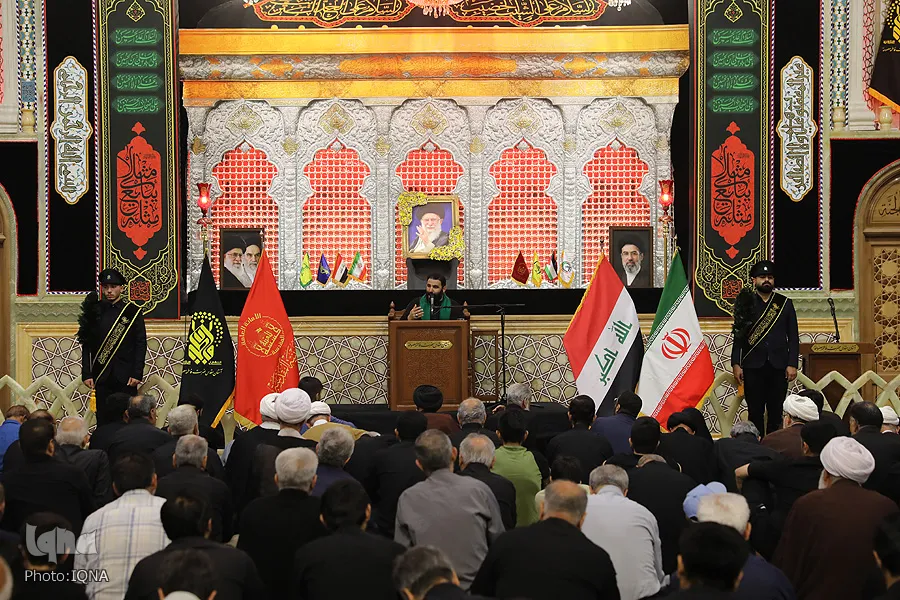 بزرگداشت رهبر شهید از سوی عتبه حسینی در حرم بانوی کرامت