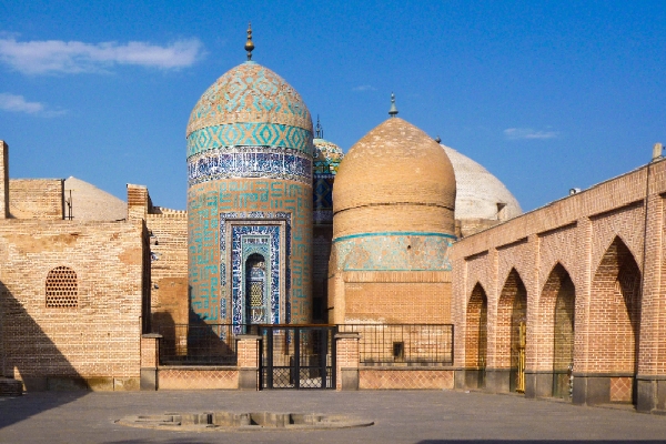 شیخ صفیالدین اردبیلی؛ معمار خاموش هویت ایران شیخ صفیالدین اردبیلی؛ معمار خاموش هویت ایران
