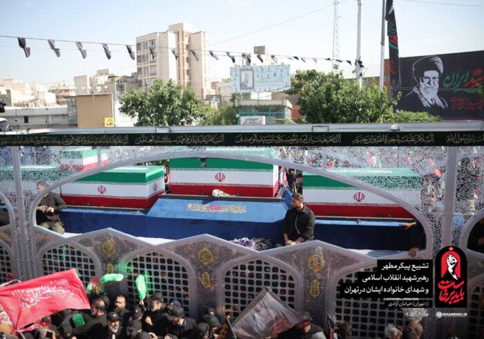 ملت ایران سوگ رهبران به یک سرمایه اجتماعی تبدیل می‌کند