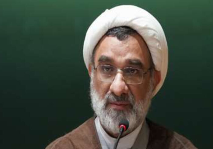 ضرورت تبیین علمی مکتب قائد شهید و حفظ وحدت