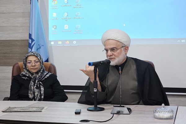 جامعیت علمی و اخلاقی؛ مؤلفه اقتدار و ماندگاری امام شهید در تراز جهانی