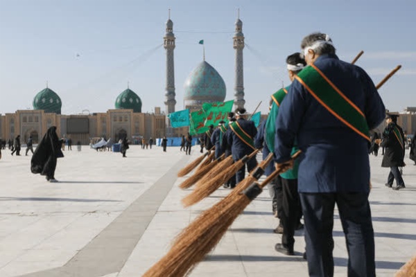 ۶ هزار خادم؛ میزبان زائران مراسم تاریخی اقامه نماز رهبر شهید انقلاب در جمکران