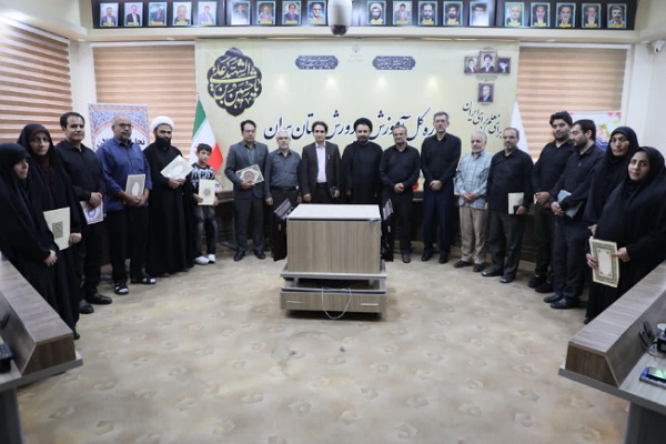 مرحله استانی هفتمین اجلاس نماز دانش آموزی استان همدان برگزار شد