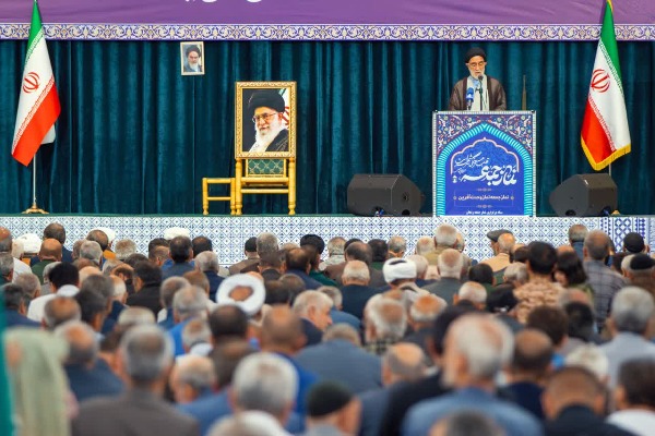 آیه ۱۲۰ سوره بقره راهبرد قرآن در مواجهه با جبهه استکبار را تبیین می‌کند