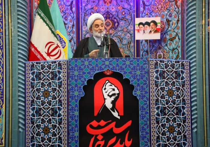 مقاومت و ایستادگی ملت ایران، دشمن را به وحشت انداخت