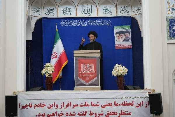 دفاع از منافع و تمامیت ارضی ایران وظیفه‌ای ملی است