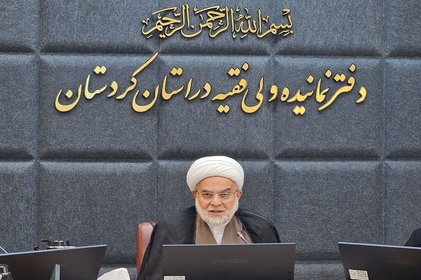 تشییع پیکر رهبر شهید پشتوانه‌ای برای انقلاب اسلامی است