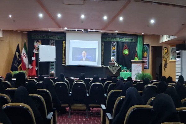 امام شهید الگوی ممتاز فرزندپروری بود امام شهید الگوی ممتاز فرزندپروری بود