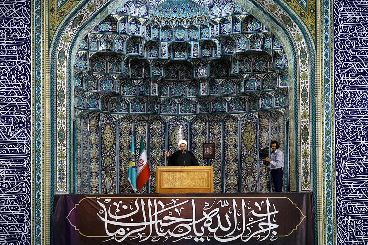 عکس | اقامه نماز جمعه تبریز