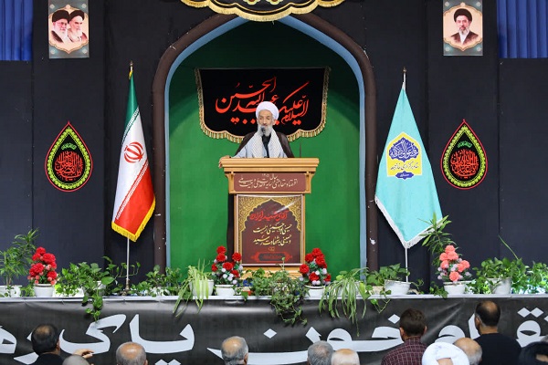 مذاکره با آمریکا در شرایط کنونی تحقیرآمیز است
