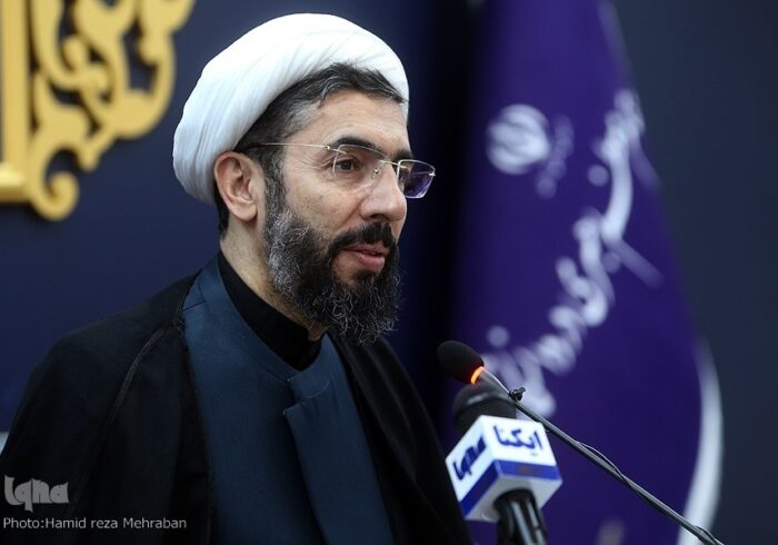 پیش‌بینی رهبر شهید درباره «پیچ تاریخی» و گردش قدرت نظام جهانی در حال وقوع است