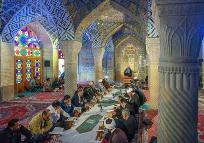 برگزاری ۳۰۰ محفل «انس با قرآن» در فارس برای تجدید میثاق با رهبر شهید