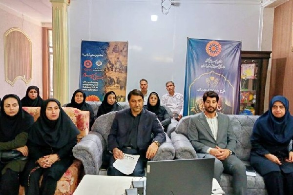 طرح «دست‌های مهربانی» در بهزیستی لرستان افتتاح شد