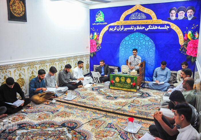 جلسه تخصصی حفظ و تفسیر قرآن دارالقرآن «مرصاد» اهواز برگزار شد