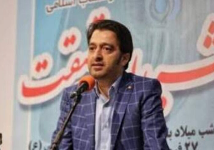 اشراف ادبی رهبر شهید انقلاب همه شاعران را شگفت‌زده کرد