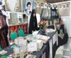 ارائه خدمات فرهنگی و معرفتی به زائران مراسم تشییع امام شهید توسط جامعه‌الزهرا(س)
