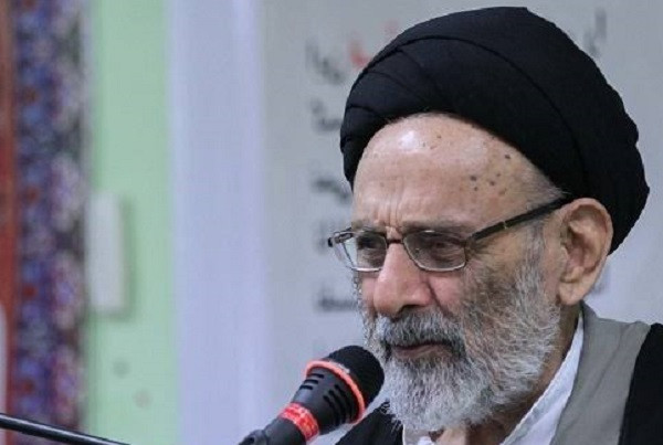 آیتالله سیدمصطفی حسینی دشتی؛ مفسری که قرآن را به متن زندگی آورد آیتالله سیدمصطفی حسینی دشتی؛ مفسری که قرآن را به متن زندگی آورد