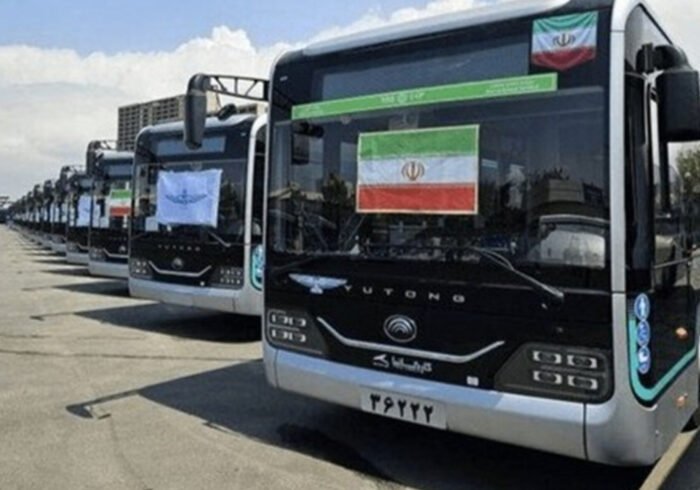 اعزام اتوبوس به مصلای تهران در پی ازدحام ایستگاه‌های مترو