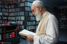 زبان فارسی؛ حلقه پیوند ایرانیت و اسلامیت در اندیشه رهبر شهید + صوت