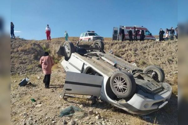 فوت ۳ زائر در واژگونی خودرو در محور بیستون