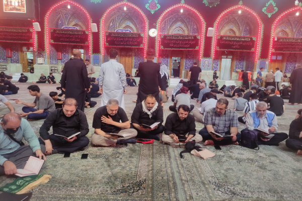 برگزاری محفل معنوی جامعه قرآنی عصر لرستان در صحن کربلا برگزاری محفل معنوی جامعه قرآنی عصر لرستان در صحن کربلا
