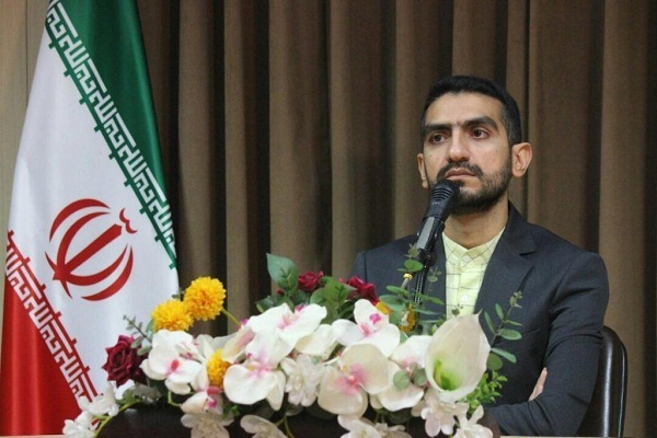 روزی که آیه‌ها بوی فراق می‌داد