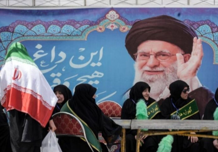 تدارک خدمات ویژه زائران آیین وداع با رهبر شهید انقلاب در بهشت زهرا(س)