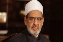 الازهر حمله با چاقو به یک مرد مسلمان در آمریکا را محکوم کرد الازهر حمله با چاقو به یک مرد مسلمان در آمریکا را محکوم کرد