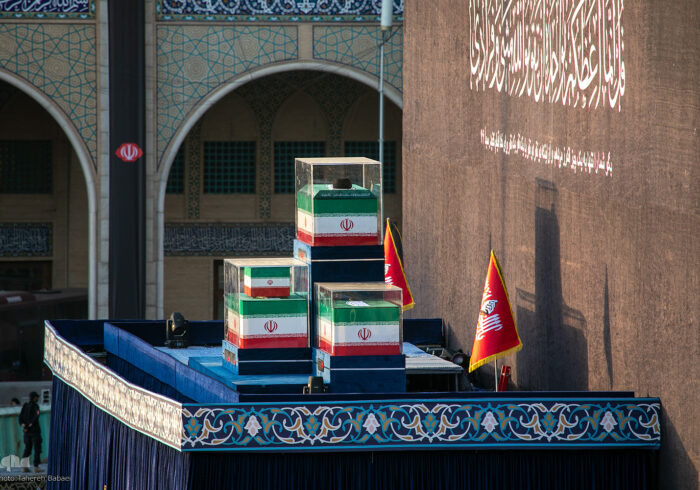 قرائت شعر خونخواهی رهبر شهید در مصلای امام خمینی (ره)