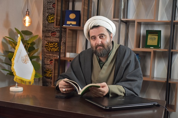 استقامت؛ ویژگی مشترک یاران امام حسین(ع) و حضرت ولیعصر(عج) استقامت؛ ویژگی مشترک یاران امام حسین(ع) و حضرت ولیعصر(عج)