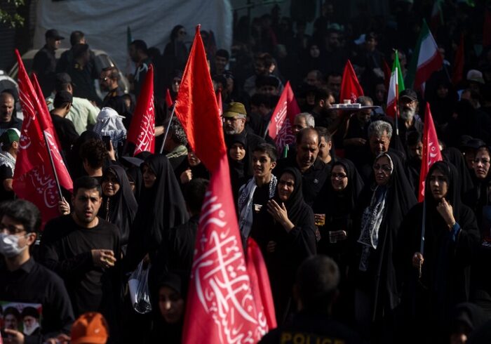 جاماندگان اربعین در فارس هم‌قدم با زائران کربلا شدند